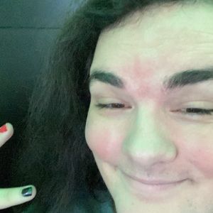 Meet your Posher, Quinn